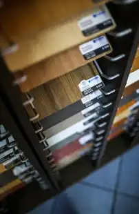探索数据仓库的层次结构，数据仓库的分层有哪些类型