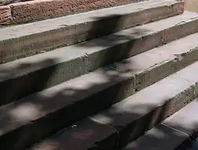 南宁电动伸缩门安装专家，打造安全、美观、便捷的智能大门，南宁电动伸缩门安装厂家电话