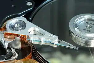 容器技术与虚拟机，技术革新与性能优化，容器技术和虚拟机的区别和联系