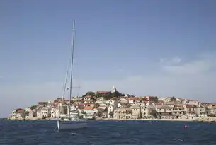 港口货物吞吐量的重要性，全球贸易的关键指标与经济引擎，港口货物吞吐量有什么意义和作用