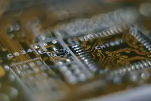 数据湖与数据中台的融合，构建智能化的数据处理平台，数据湖和数据中台
