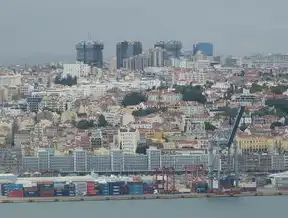世界吞吐量最大集装箱港口，上海港的崛起与全球地位，世界吞吐量最大集装箱港口是哪个国家