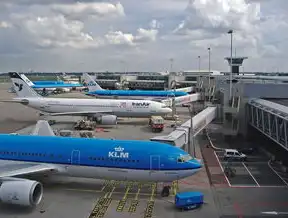 航空运输吞吐量，衡量机场运营效率的关键指标，航空旅客吞吐量是什么意思