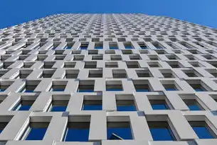 网站建设架构与服务器部署的协同优化策略，从架构设计到运维管理的全链路解析，网站建设架构 服务器是什么