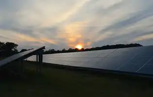 双碳目标下的分布式光伏投资价值重构，经济-环境协同效益的量化解析与实践创新，分布式光伏电站收益分析