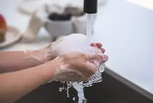 心电监护临床应用与并发症管理策略，基于循证医学的实践指南，心电监护操作常见并发症