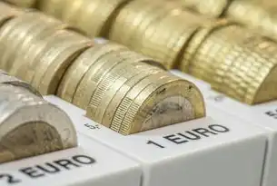 建筑垃圾资源化利用的发展模式分类研究，基于资源化利用场所的视角，建筑垃圾资源化利用是指