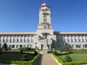 贵州电子商务大专学校推荐指南，政企校联动下的数字人才摇篮，电子商务贵州大专哪个学校主打