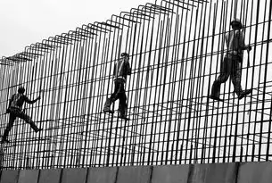 新基建驱动下的公共服务体系重构与可持续发展路径研究，基础设施公共服务设施