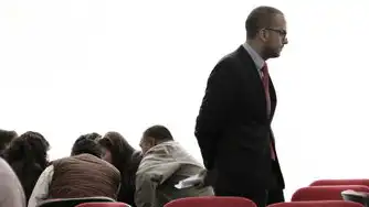 数据治理工程师，数字时代的数据架构师职业前景深度解析，数据治理工程师有前途吗工资多少