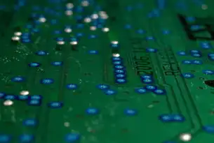 数据治理，从数据管理到战略赋能的范式升级，数据治理是对数据管理吗